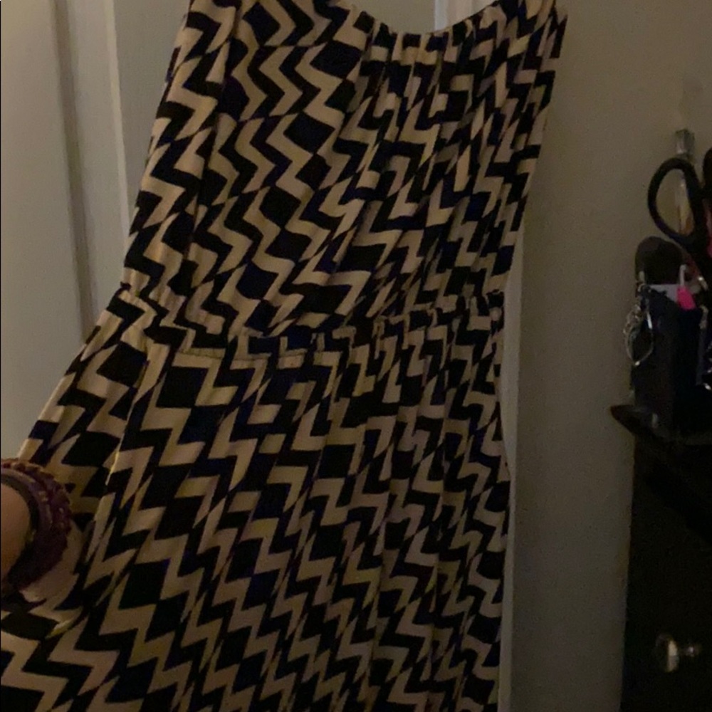 Long pattern maxi with pockets
